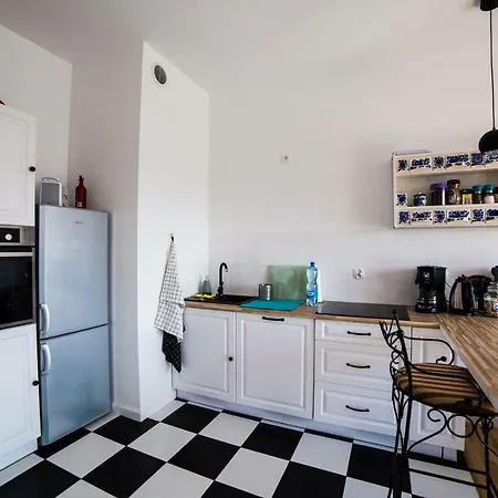 Walking Streets Penthouse! *